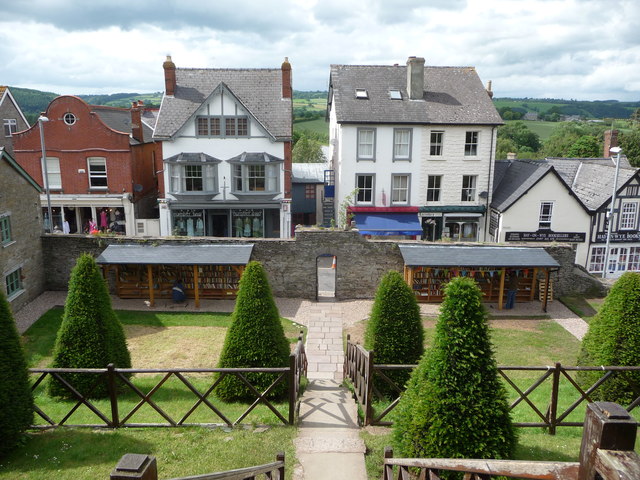 Children browsing books in famous Hay-on-Wye bookshops - family-friendly