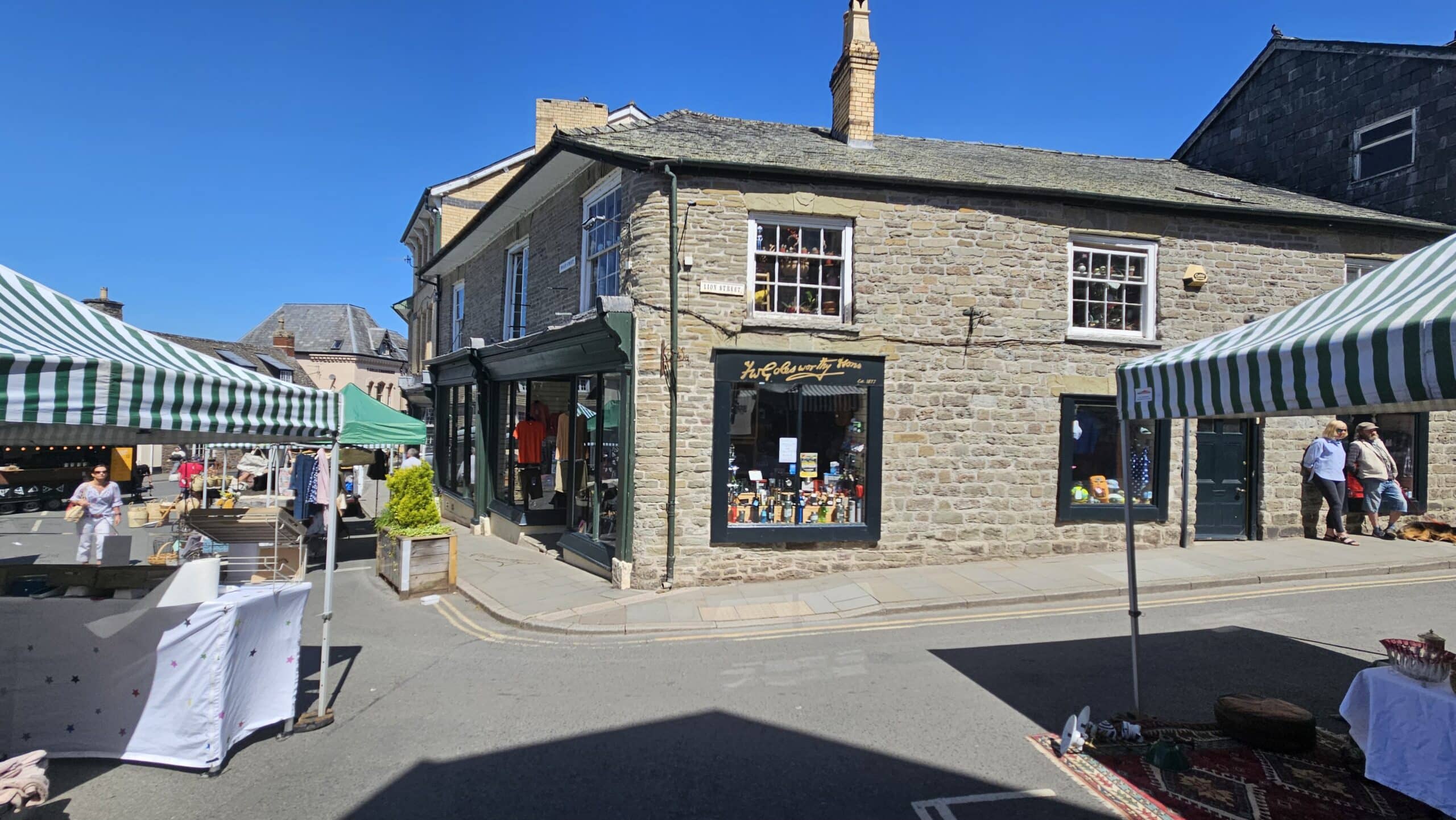 Hay-on-Wye market day