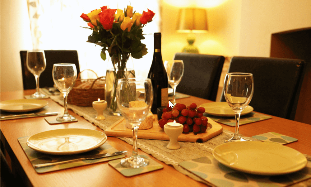 Dining table doubles as spacious workspace